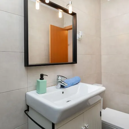 Alexis By Interhome *